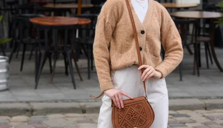 What Makes A Clothing Style Guide Essential For Confident Expression