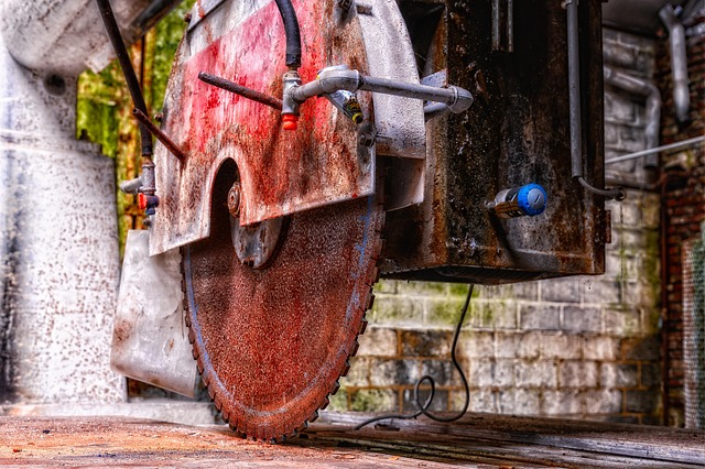 circular track saw