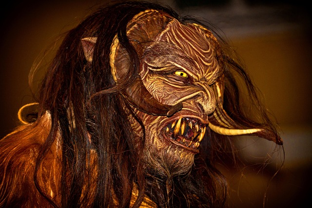 scary halloween costumes