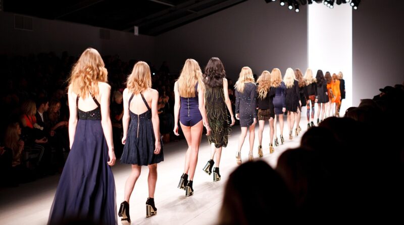 catwalk, models, women, fashion, fashion show, trendy, dress, designer clothes, dresses, people, show, stage, walking, catwalk, fashion, fashion, fashion, fashion, fashion, fashion show, fashion show, fashion show