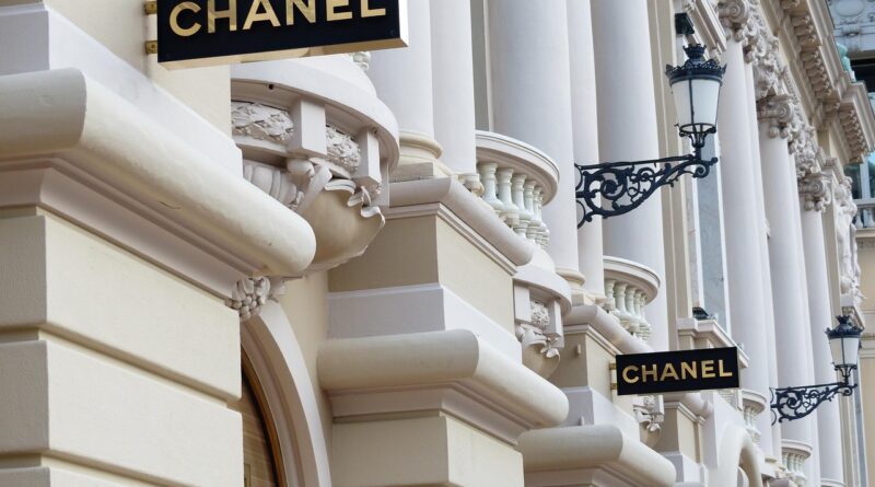 load line, monaco, shopping, wealth, chanel, advertising sign, brand, chanel, chanel, chanel, chanel, chanel