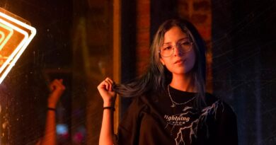 woman, model, glasses, youth, colorful, light, portrait