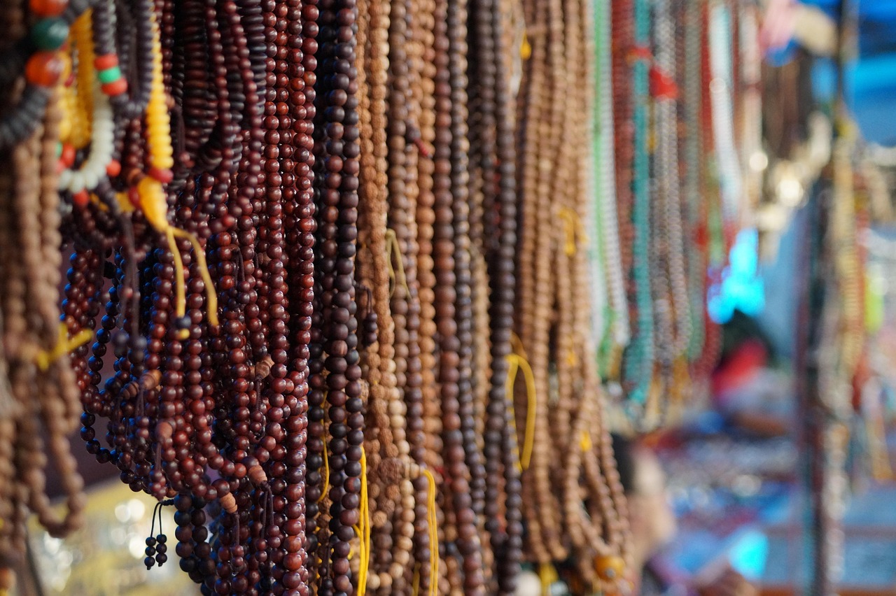 natural, outdoor photography, raj verma, raj verma photography, random clicks, antic photo, antic item photo, jewellery, fashion, style, trend, fashion trend, brown jewelry