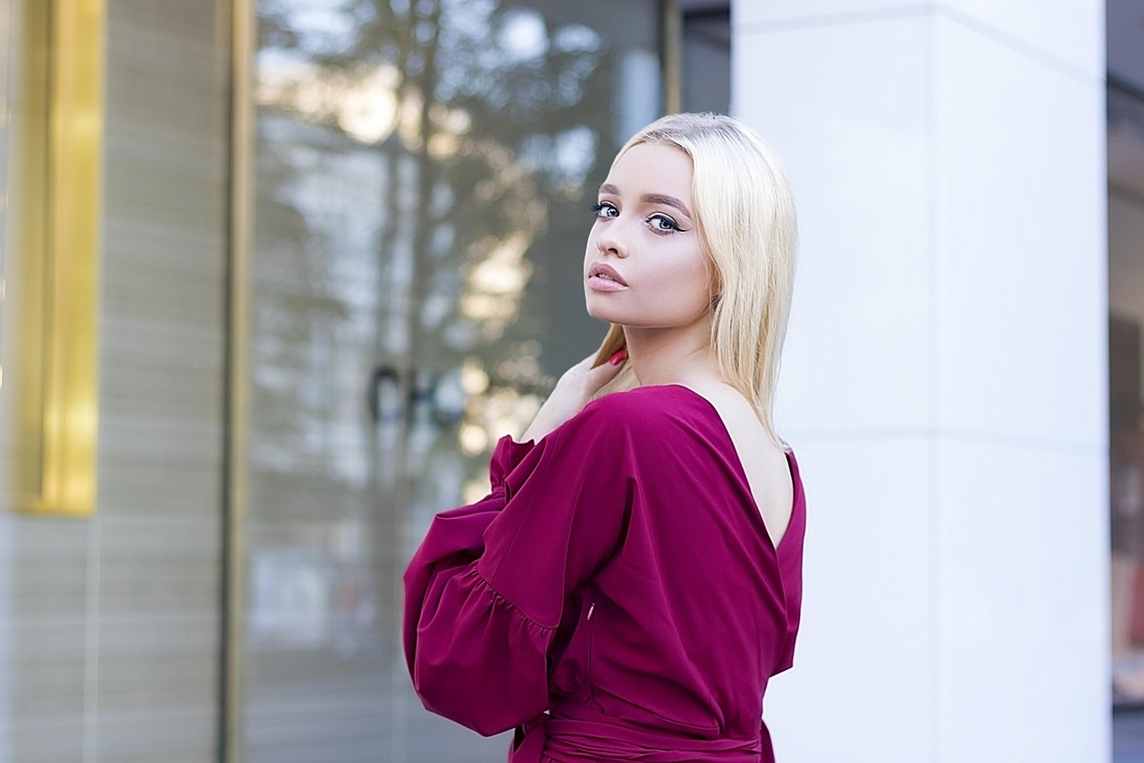 fashion, girl, model, woman, cute, fashion girl, lifestyle, style, women, lady, female, clothes, stylish, pose, blonde, street, glamour, fashionable, red, vlad bitte, fashion, fashion, girl, women, women, women, women, women, lady, lady, lady, lady, clothes, clothes