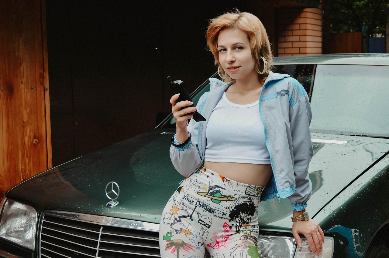mercedes, car wallpapers, 90s, hood, emblem, design, woman, retro, vintage, car, auto, classic, young woman, nostalgia, garage
