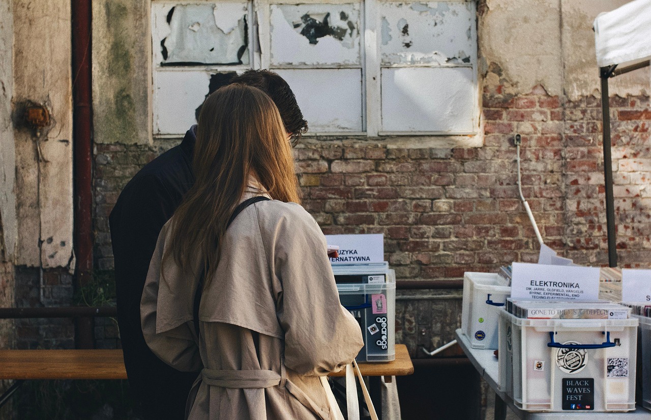 couple, records, bazaar, market, love, romance, shop, music, girlfriend, boyfriend, shopping, couple, couple, records, market, market, market, love, love, shop, music, music, girlfriend, boyfriend, shopping, shopping, shopping, shopping, shopping