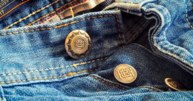 jeans, trousers, trouser buttons, clothing, blue jeans, blue, fashion, detail shot, textiles, seam, washed out, close up, buttons, style, material, natural substance, denim, work pants, jeans, jeans, jeans, jeans, jeans, clothing, denim