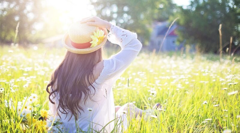 woman, field, sunlight, fashion, hat, flower wallpaper, girl, female, young woman, model, sunshine, summer, daisies, flowers, meadow, flower background, leisure, grass, spring, freedom, outdoors, nature, beautiful flowers, portrait, happy easter